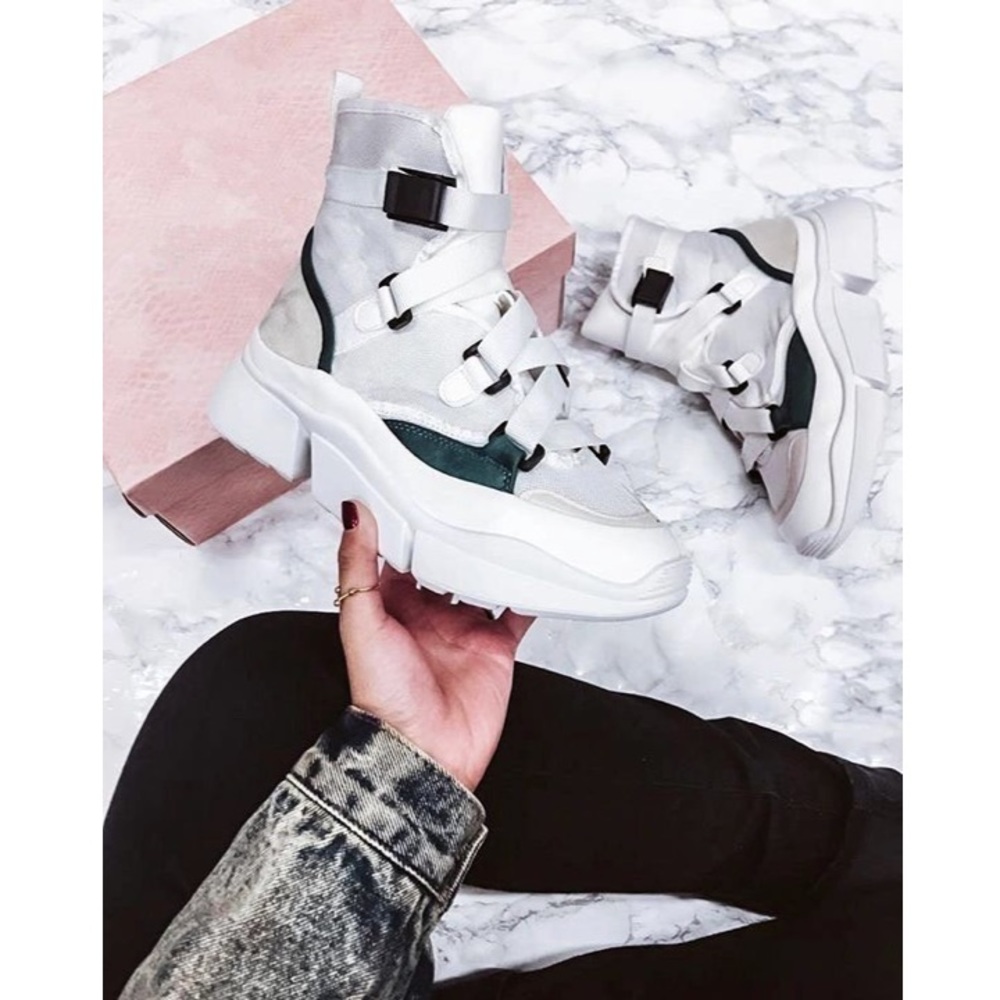 Cape Robbin Superstar white high top sneakers